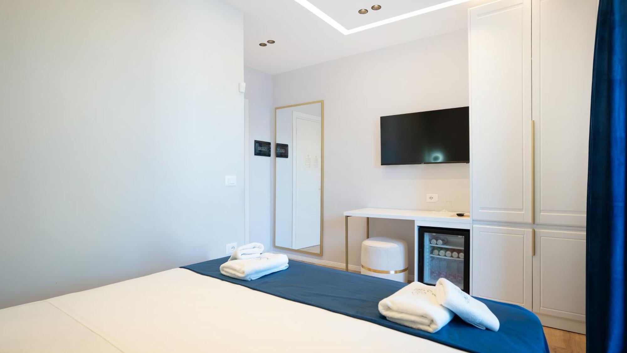 Sea Queen Luxury Hotel Radhimë Εξωτερικό φωτογραφία