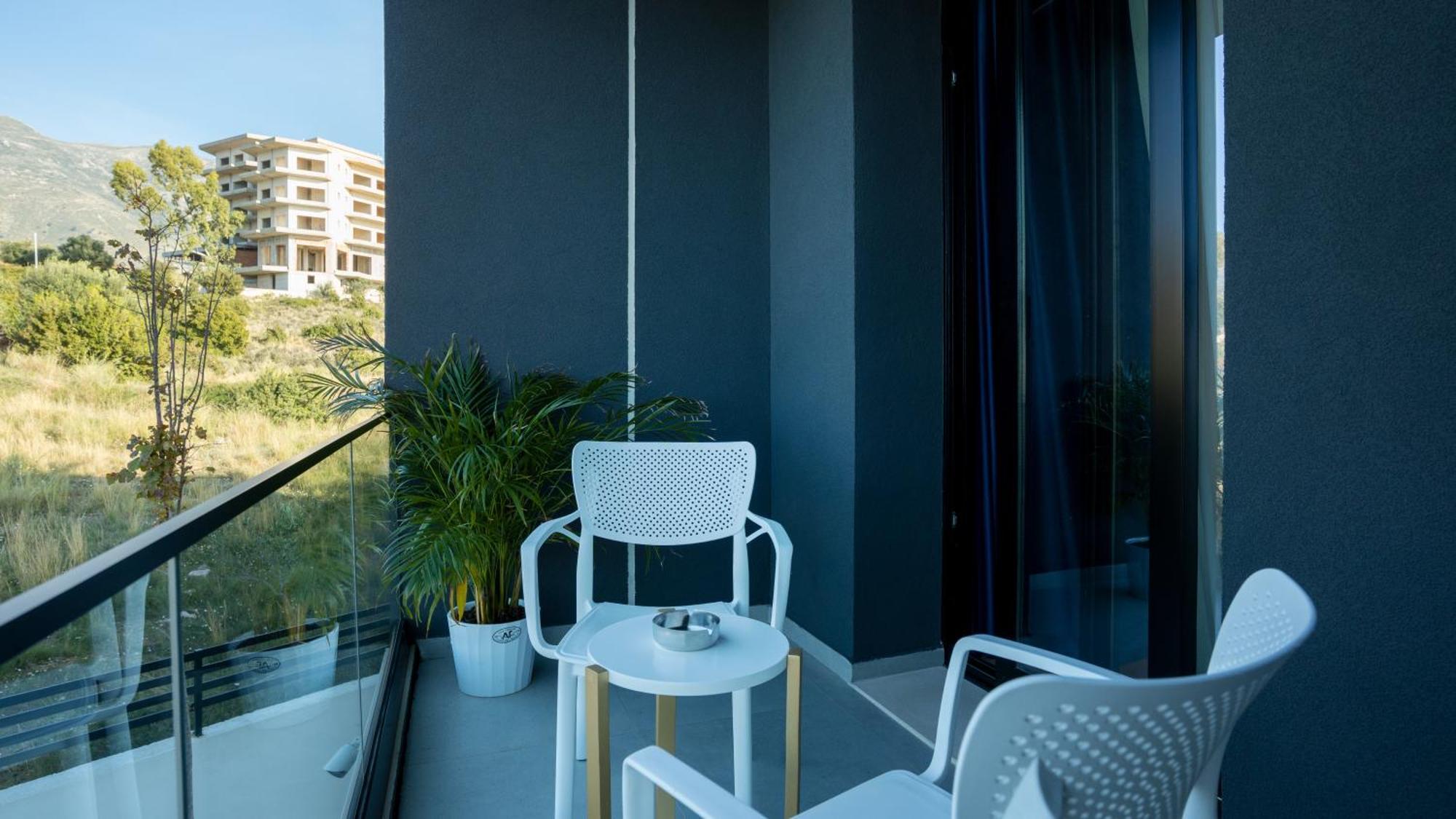 Sea Queen Luxury Hotel Radhimë Εξωτερικό φωτογραφία