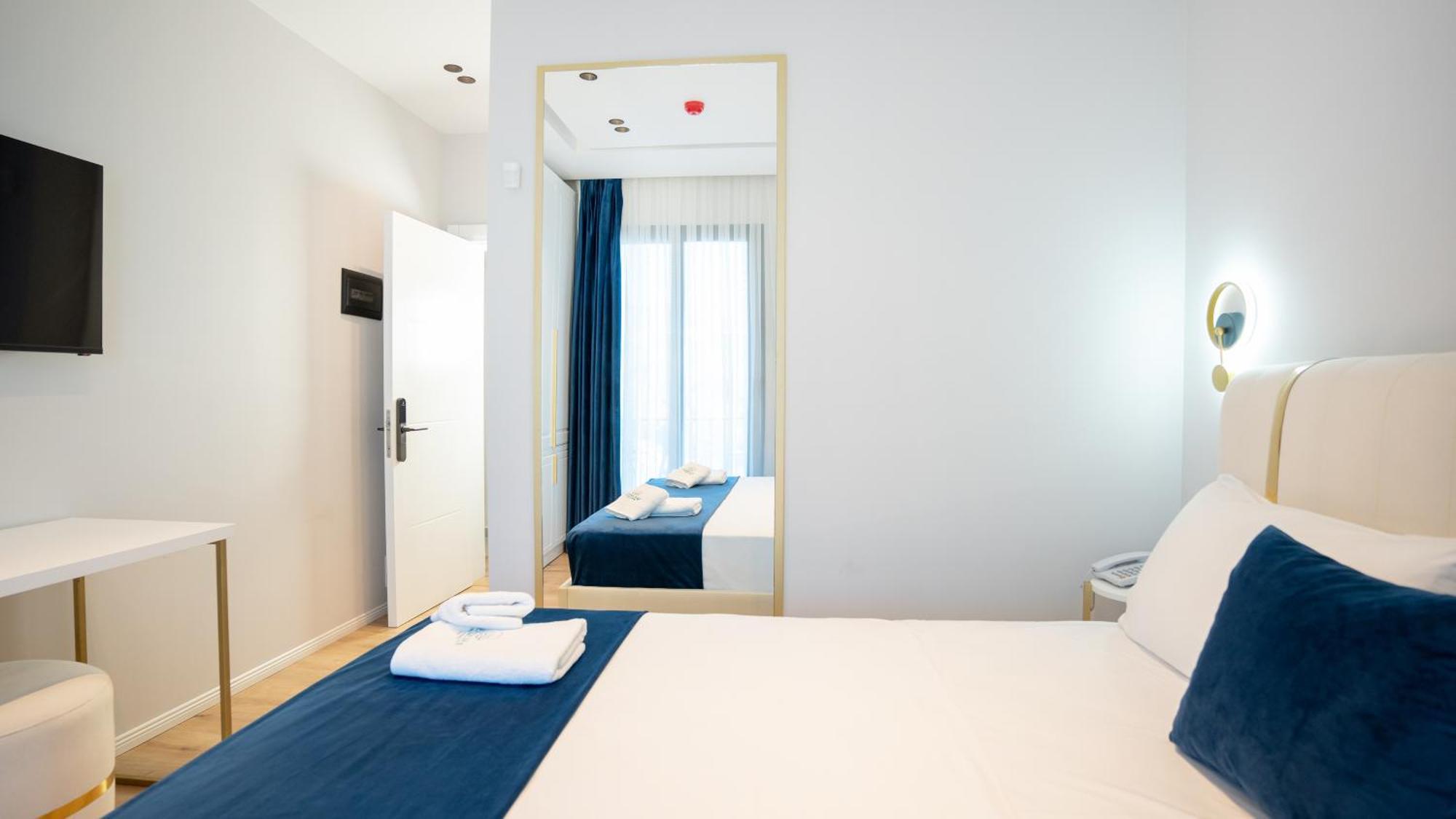 Sea Queen Luxury Hotel Radhimë Εξωτερικό φωτογραφία