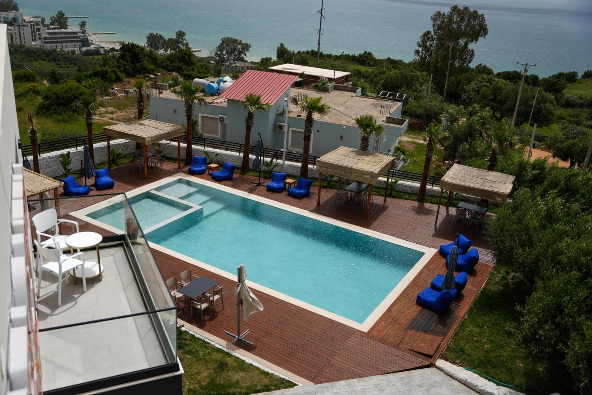 Sea Queen Luxury Hotel Radhimë Εξωτερικό φωτογραφία